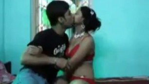 Indian teen first time sex Teenage couple are fucked