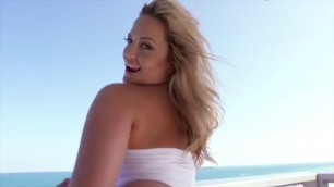 Magnificent Alexis Texas having scorching hot sex in Miami