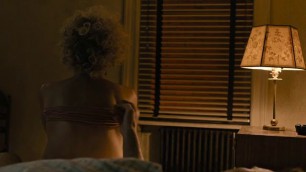 Maggie gyllenhaal naked Maggie Gyllenhaal
