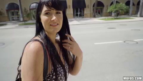 Mofos - PublicPickUps Wonderful Jessica Cage Loves American's Risky Public Sex