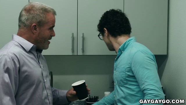 Dale convinces his stepson, Calvin to work at his company, that is requested by his boss Chris