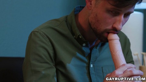 Doctor helping Drew Dixon seek his sex addiction