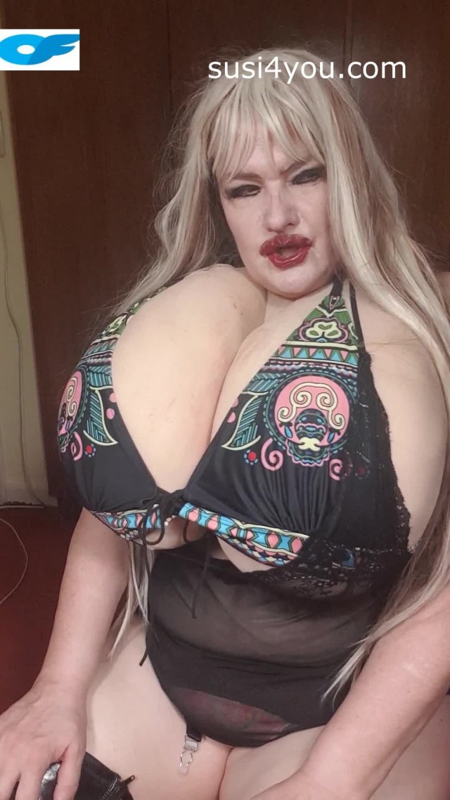 Susi wears black boots bikini top shows tits and pussy
