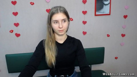 Young Ukrainian dancing on webcam solo private show
