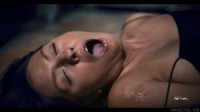 Rebecca Volpetti  Possessed with Parasite Rides A Bartender Until He Cums In Her Pussy