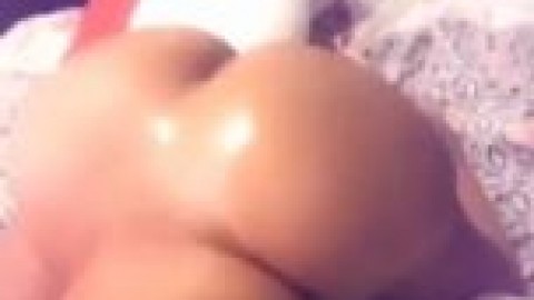 Thick D 39 dildo nude ass shake p