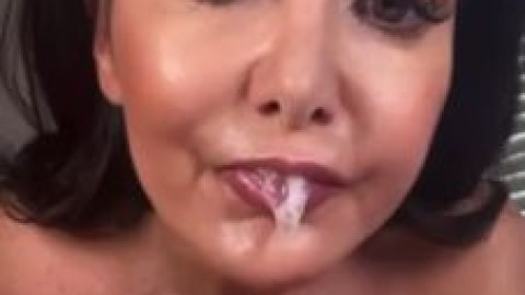 ava addams friends mom