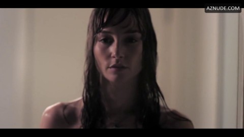 Super Hot Scene With Stunning Actress Jocelin Donahue Showing Her Butt