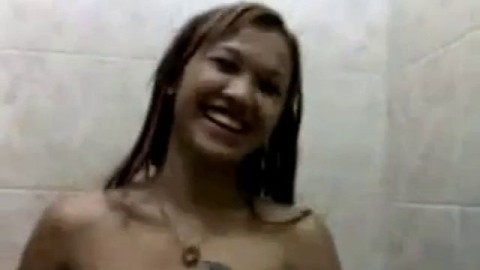 Indonesian Chick Naked In The Shower Girl Blowjob