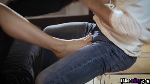 Aspiring actress Alison Rey will do ANYTHING to make a lasting impression