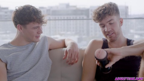 OMG! Two guys share the same fleshlight! One fucks the ass, the other the pussy!