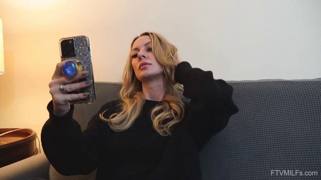 Blonde Sydney With Hot Ass Pleasuring Her Juicy Pussy Rihanna Samuel