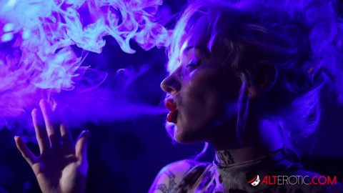 Kitty Quinn Smokes Her Night Away Milf Fuck