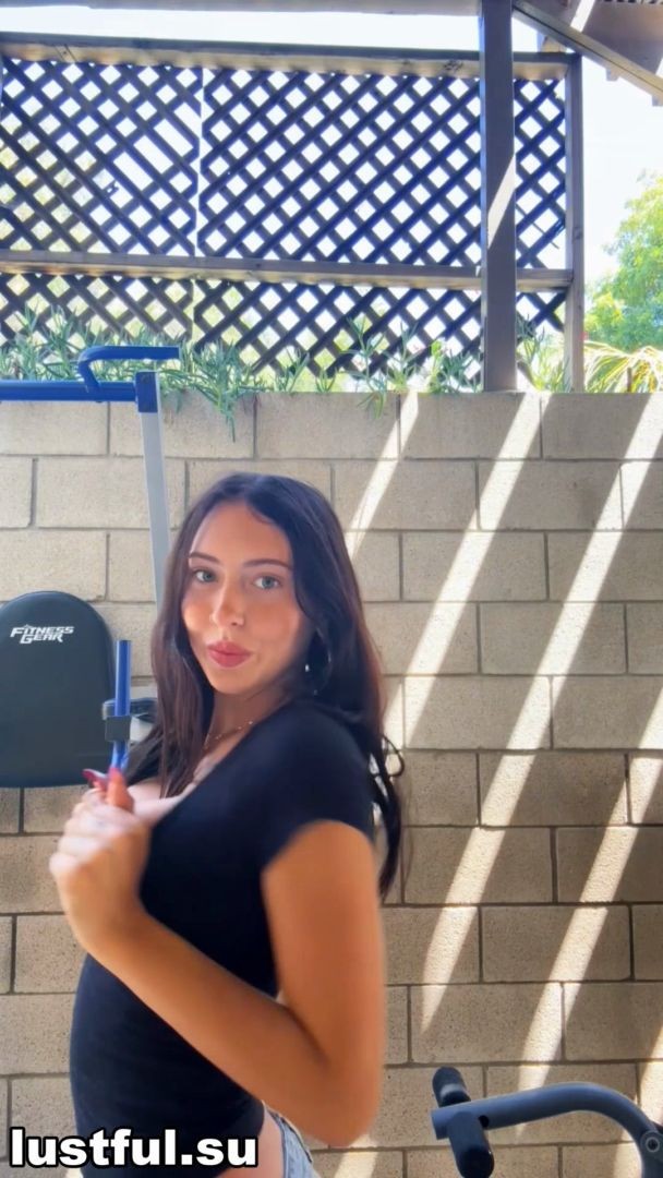 OnlyFans_Porn_GIF_838_lustful.su