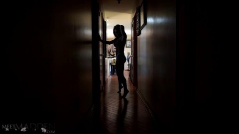 Meetmadden Shadowed Seduction Lewd Pussy Fuck