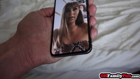 Slutty teen riding big hard cock in gym after guy enjoyed sloppy blowjob