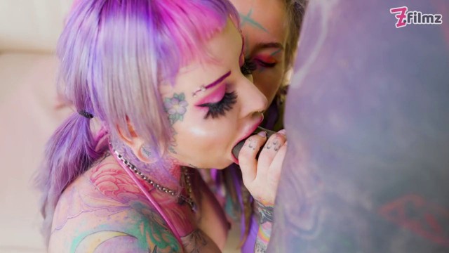 Anuskatzz & Kellie Need An Anal Ucking Suzie Diamond