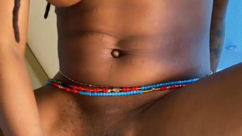 making it rain on u exotic nudes