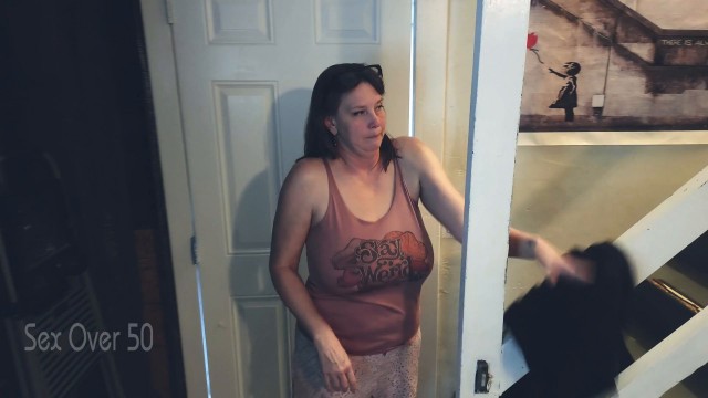 lonely milf seduces a petite nude