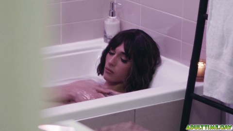 Enzo Muller head into the bathroom and admires Dante Snoww for a moment