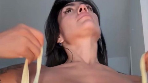 He1NqQIOCt2KHATKWUed