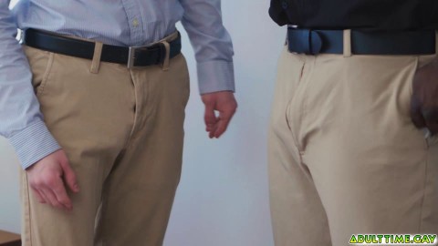 Harrison Feels and Texas Twink jerk of together and ends up having anal sex