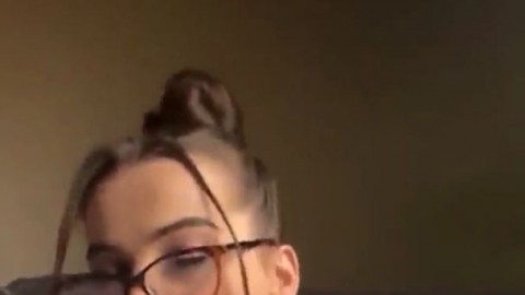 Brunette_Porn_GIF_37980949