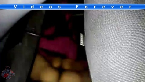 pillados en el coche Edit