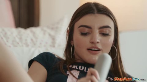 Teen stepdaughter accidently soaked her stepdad with squirt