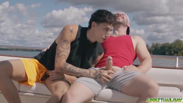 Marcus McNeil and Angel Elias joint fam vacation turns into outdoor sex