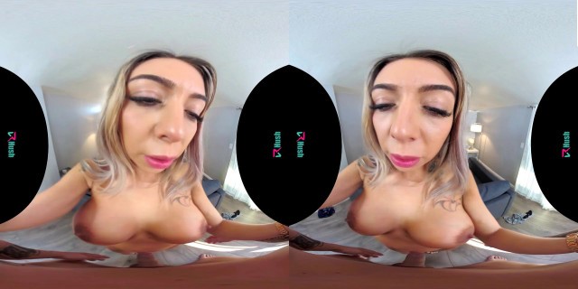 kat dior i nude