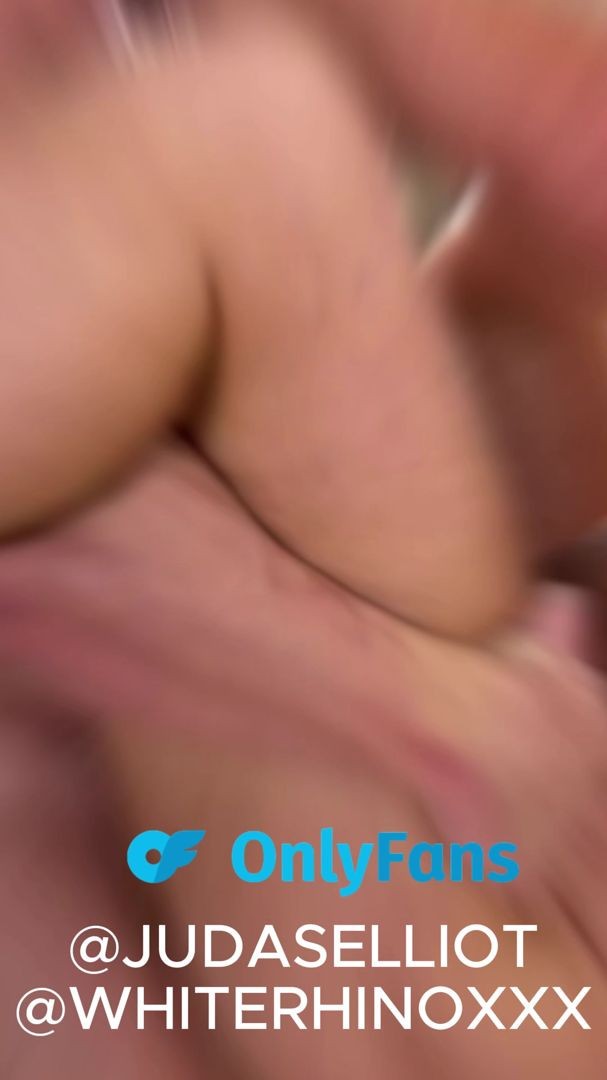 Judas Elliot Submits to White Rhino’s Power!