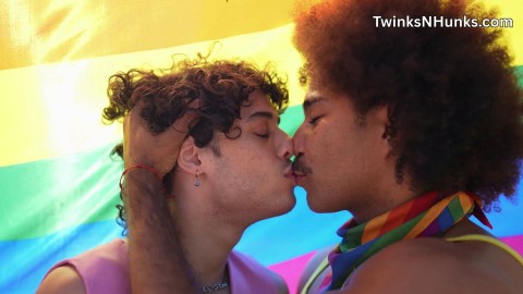 Young Gay Porn Picks Featuring Confident 18+ Men