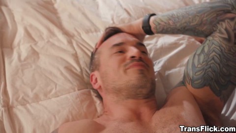 Derek was blindfolded by Haven Rose and Victoria Grant for an extra hot sex