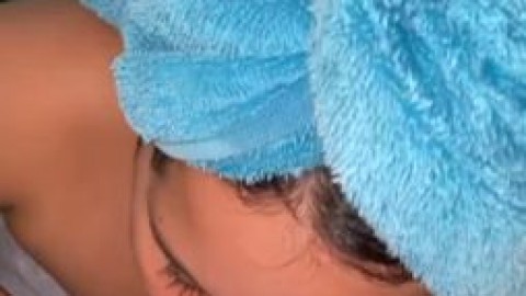 Esposa_fazendo_boquete_gostoso_no_pau_do_marido_-_Vdeos_de_Flagras_Amadores