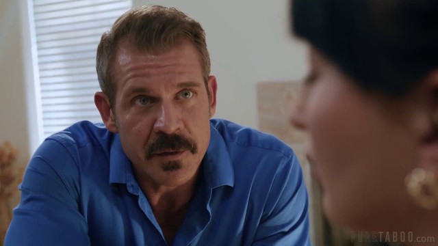 Dad Manipulates Stepdaughter Into A Forbidden Creampie