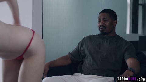 Isiah Maxwell Fucks Lesbian Nicole Nicols Straight
