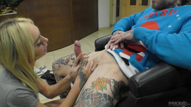 Blonde Bombshells Dean And Chloe Indulge In A Steamy Session Of Oral And Deep Penetration Girl Pussy HD