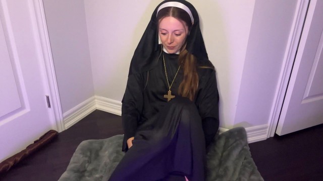 innocent nun hoping to be a hat in time porn