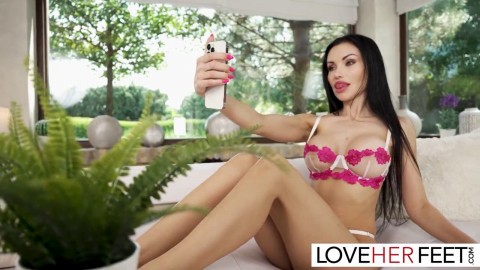 Lesbians Samantha Cruz And Sasha Rose Pleases Each Other Horny Wet Pussy Videos