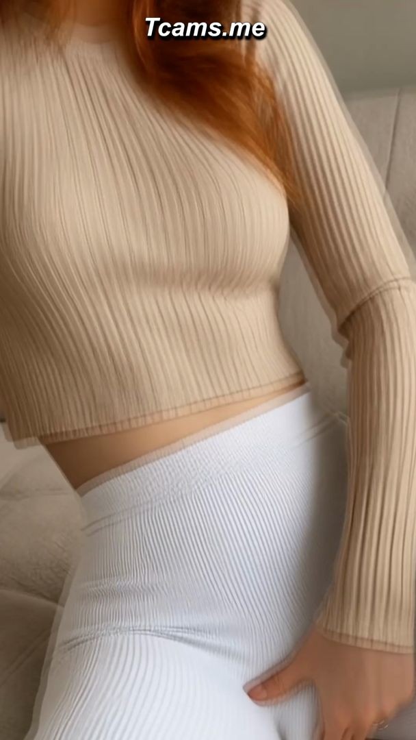 I canâ€™t stop rubbing myself through the fabricâ€¦