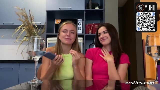 Amateur light-haired eats her super-fucking-hot friend's pussy