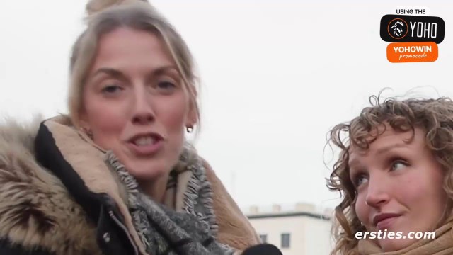 Blonde lady gives her acquaintance a rimjob