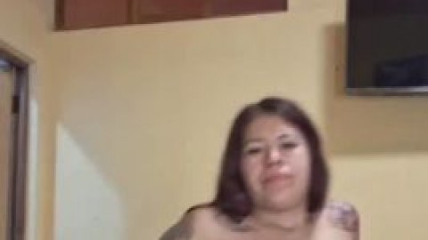 Universitaria putita con hermoso cuerpo