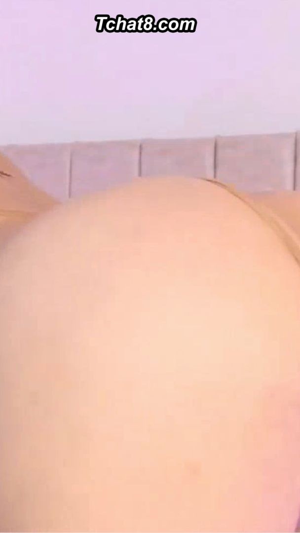 Kylie_sofi Solo Office Cam Show - TChats8.com