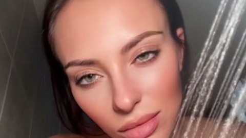 missalisonparker shows her body in xxx x