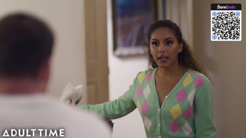 Sexy Latina Babe performs a scorching blow-job on her husband