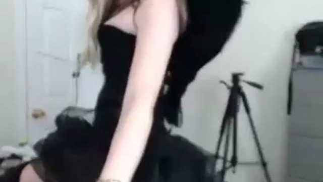Cute GF Sucking Dick POV