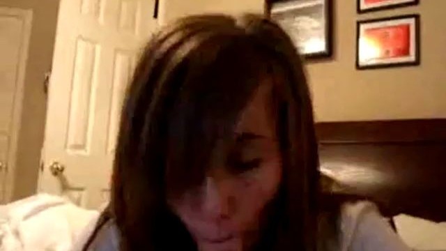 Pretty Girlfriend Sucking Boyfriends Cock Teen Gf Pov