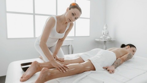 69 facesitting lesbians oil massage — Alya Stark, Sydney Love